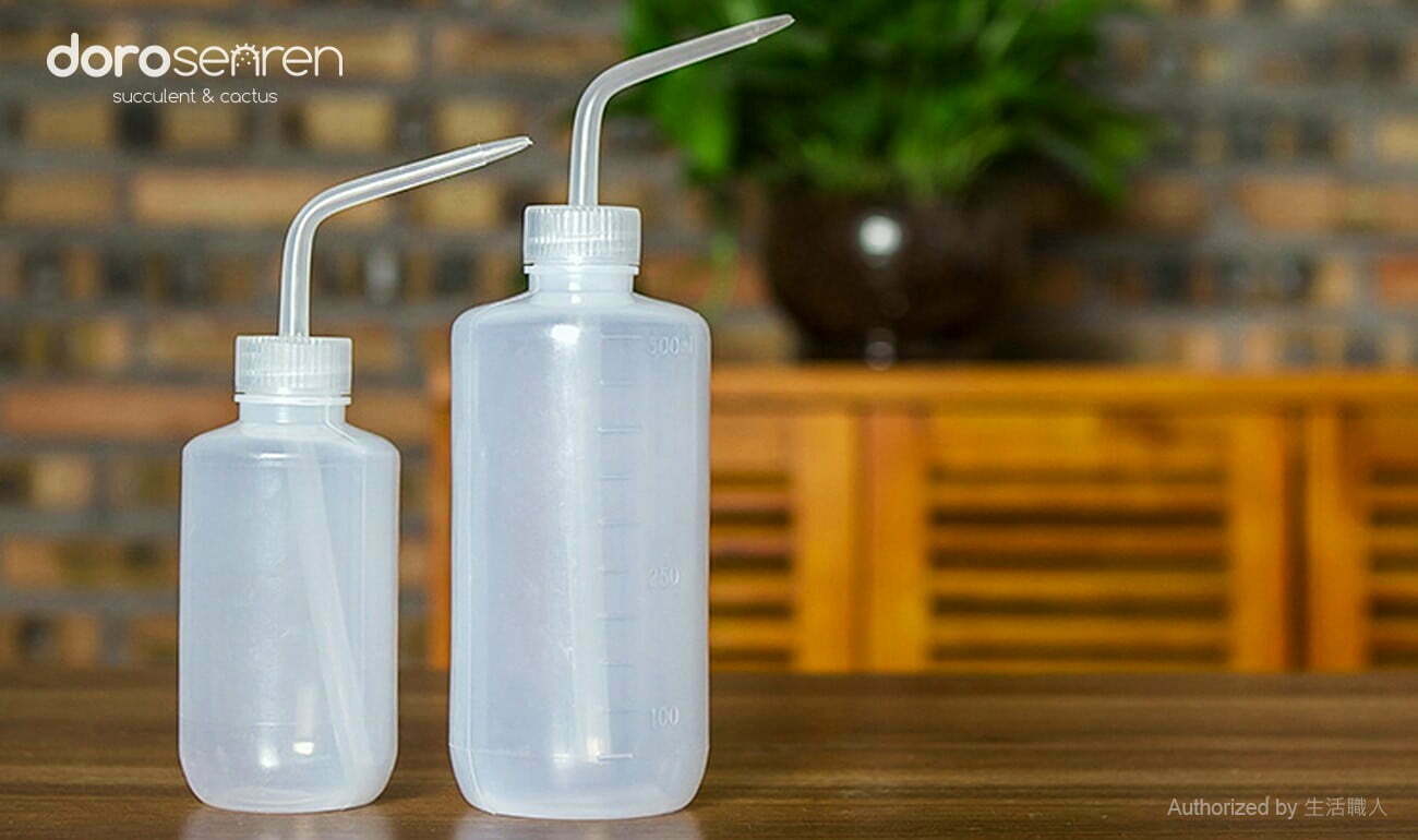 能巧妙避開葉片的尖嘴澆水器